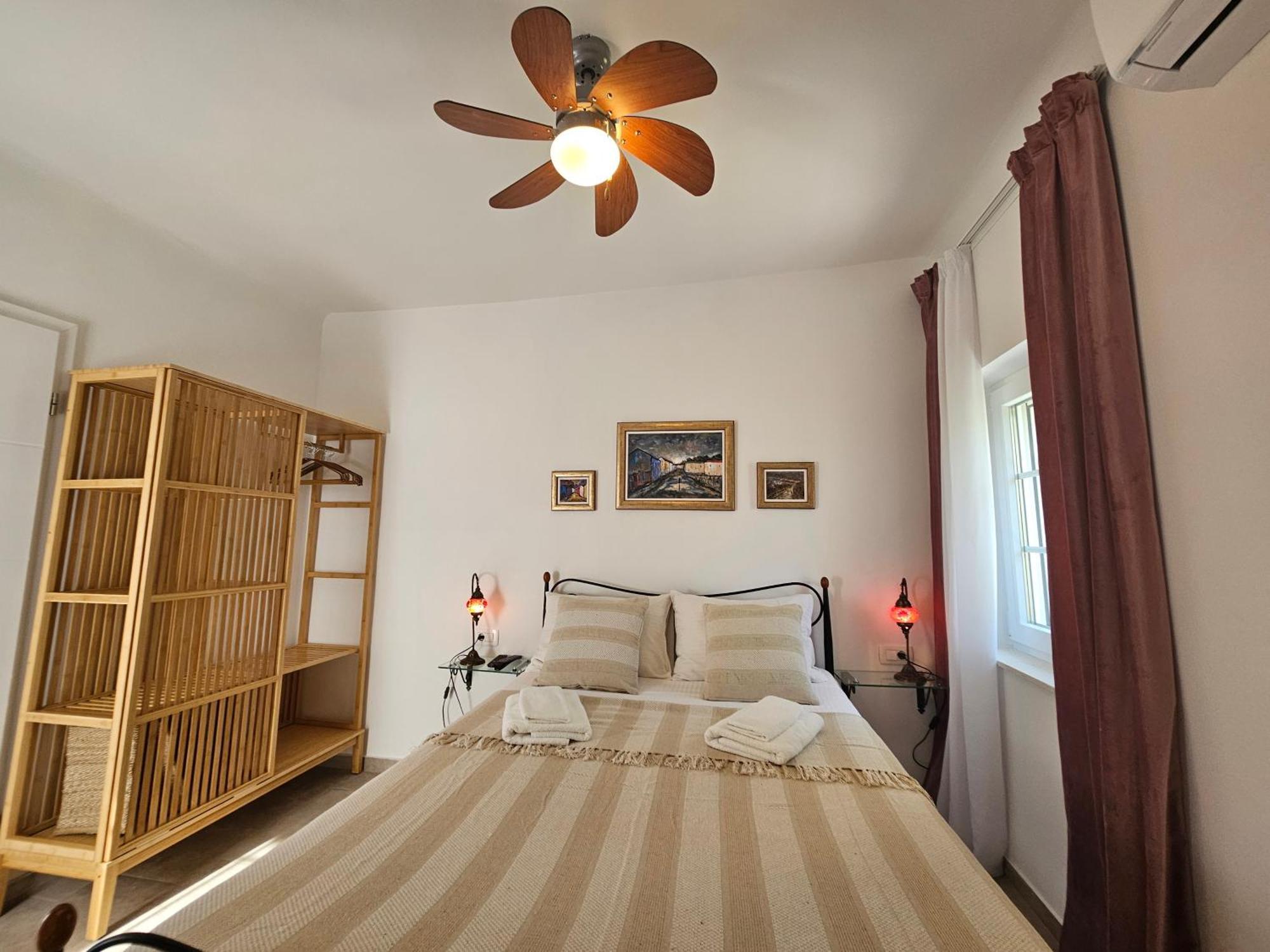 The Three Flowers Pool House Trogir Exterior photo