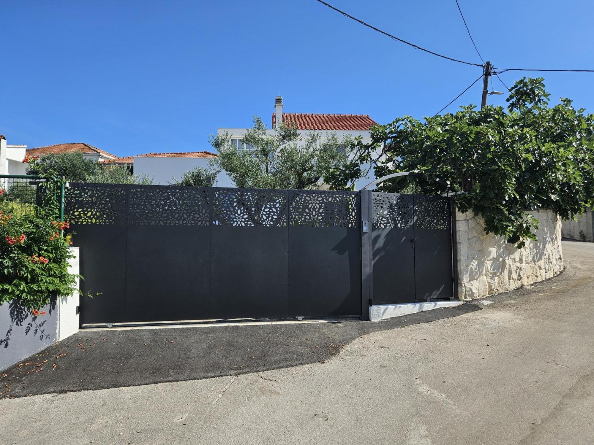 The Three Flowers Pool House Trogir Exterior photo